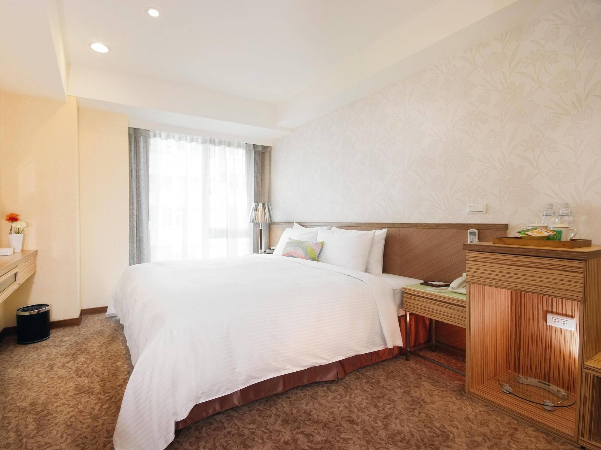Nagahiro Hotel Тайбэй Экстерьер фото