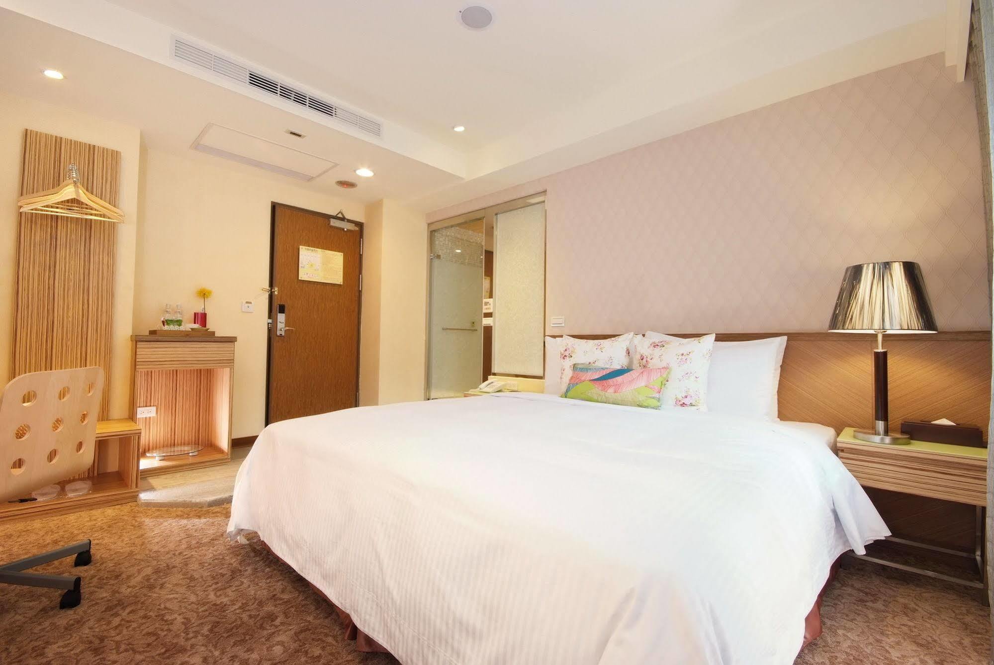 Nagahiro Hotel Тайбэй Экстерьер фото