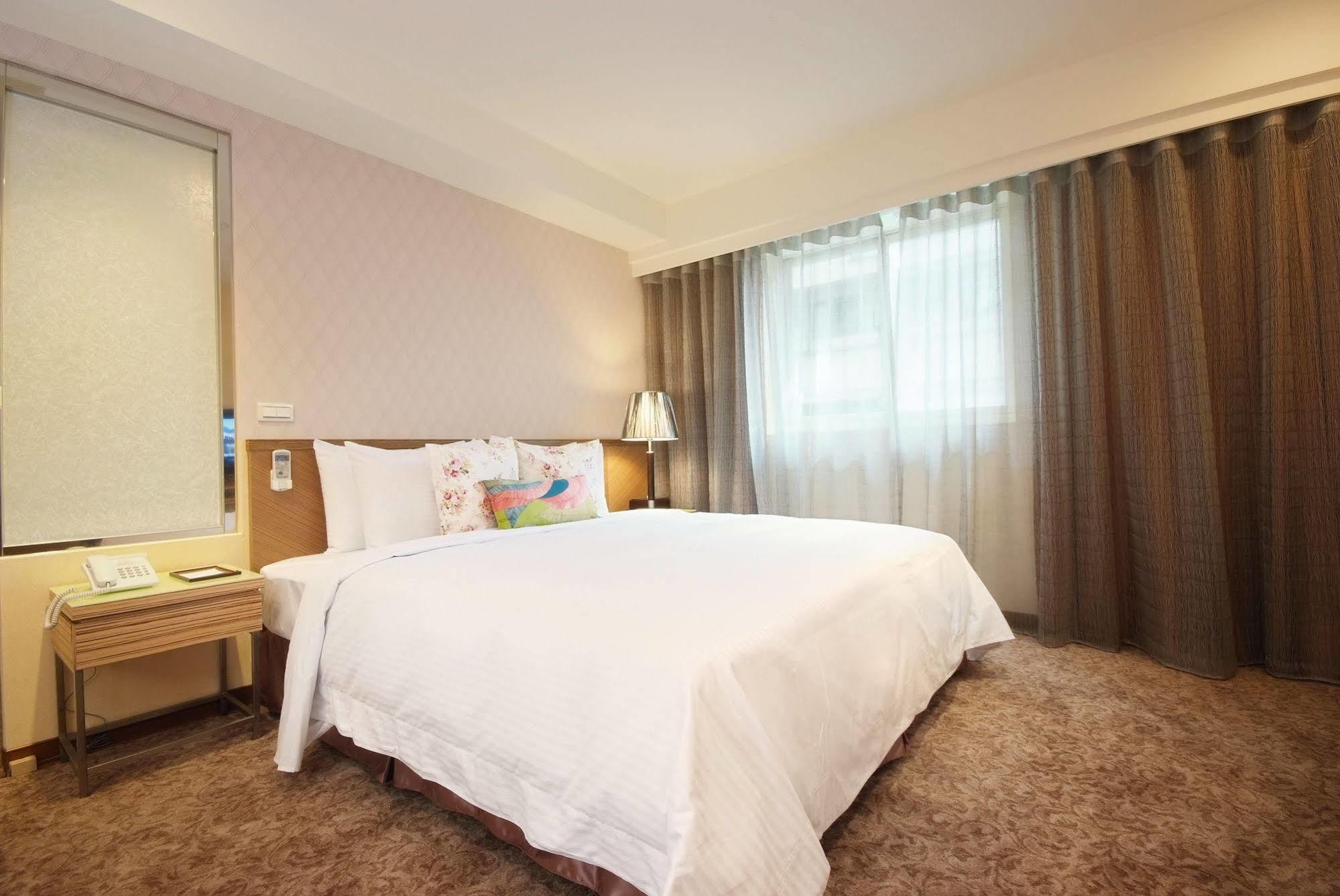 Nagahiro Hotel Тайбэй Экстерьер фото